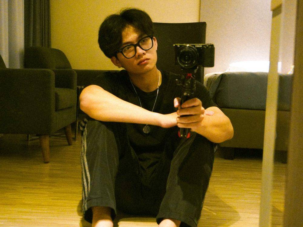 ilustrasi pria muda (pexels.com/Toàn Đỗ Công)