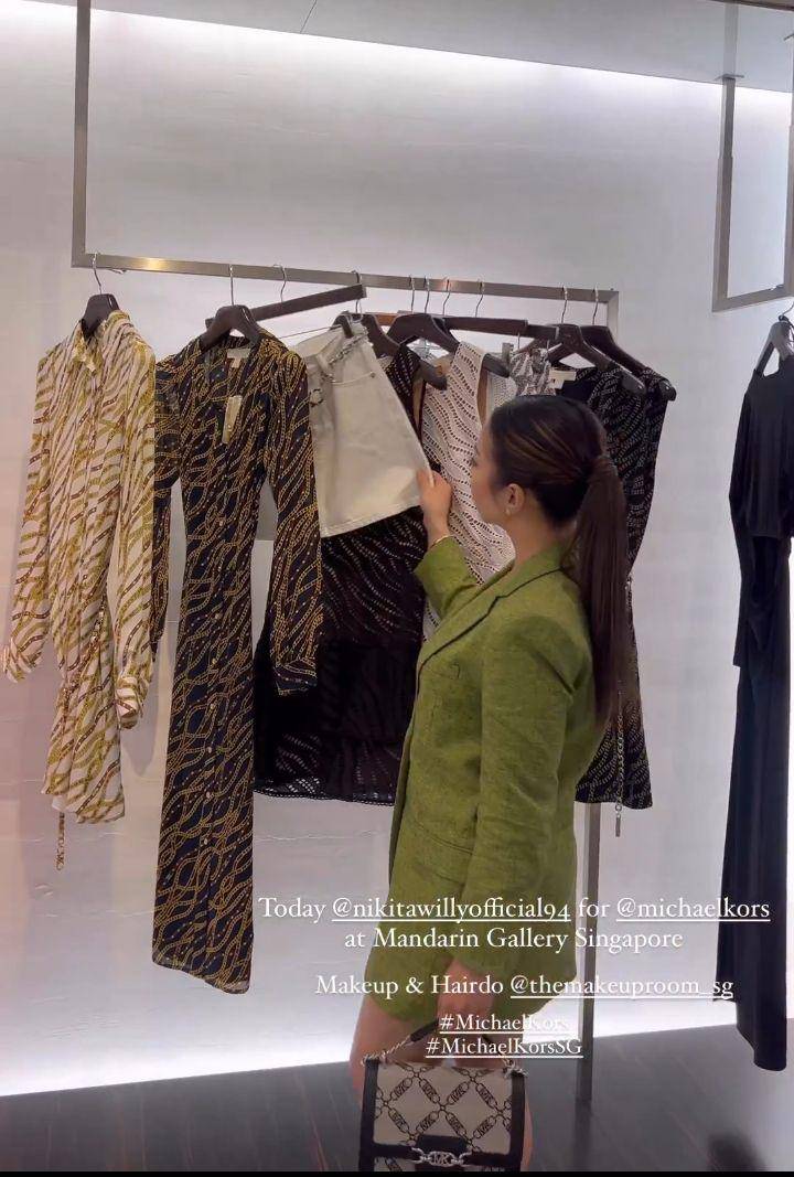 Nikita Willy hadiri event Michael Kors (Instagram.com/ssabihaislam)