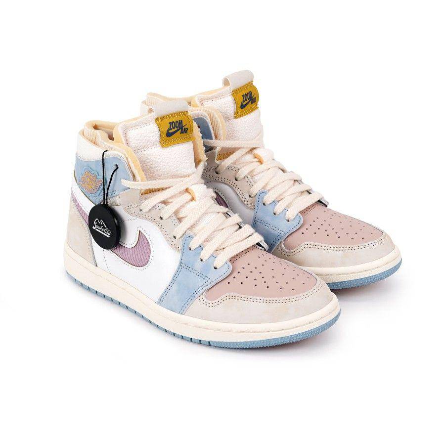 Air Jordan 1 High Zoom CMFT Pink Oxford (www.tokopedia.com)
