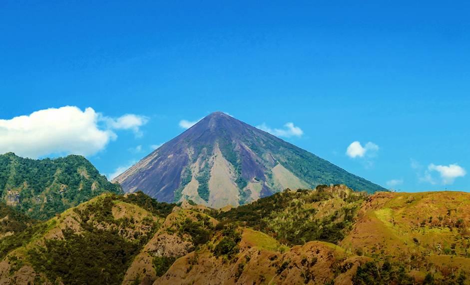 Gunung Piramid, Bondowoso (IDN Times/Agung Sedana)