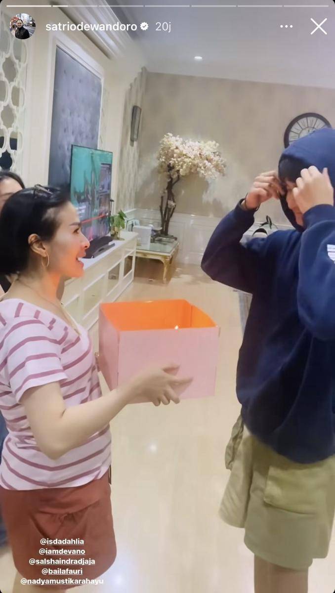 potret kejutan ultah Devano Danendra (Instagram.com/satriodewandoro)