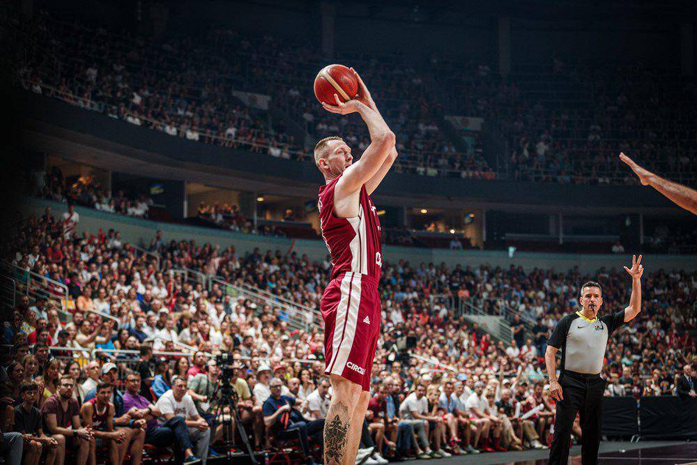 Rolands Smits (fiba.basketball)