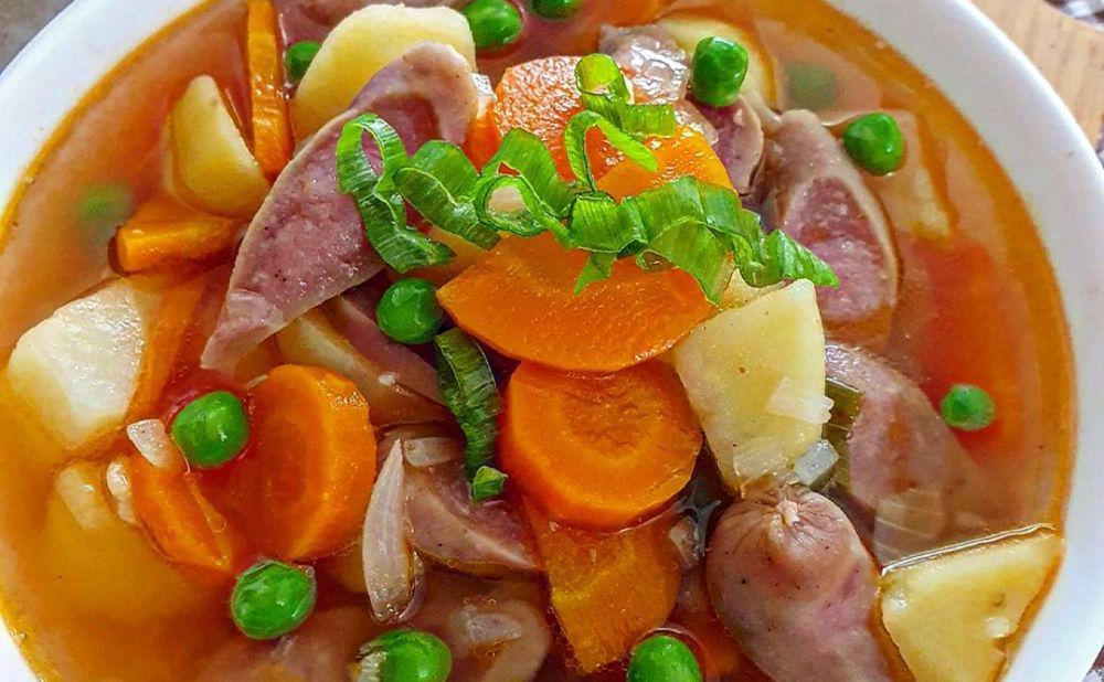 Resep Sup Sayur Sosis, Menu Simpel yang Buat Masak Jadi Lebih Semangat