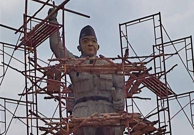 Gubernur Sumsel Ikut Komentari Patung Soekarno Tembam yang Viral