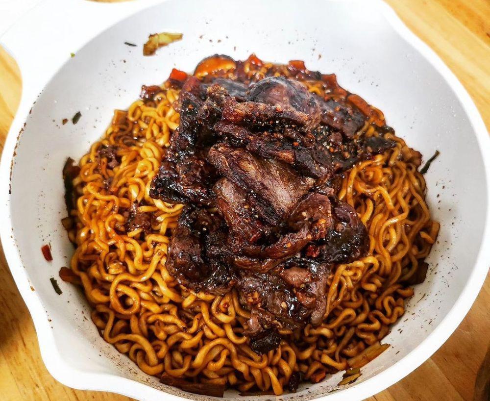 Cara Membuat Mie Chapaguri, Mie ala Korea yang Mudah dan Lezat