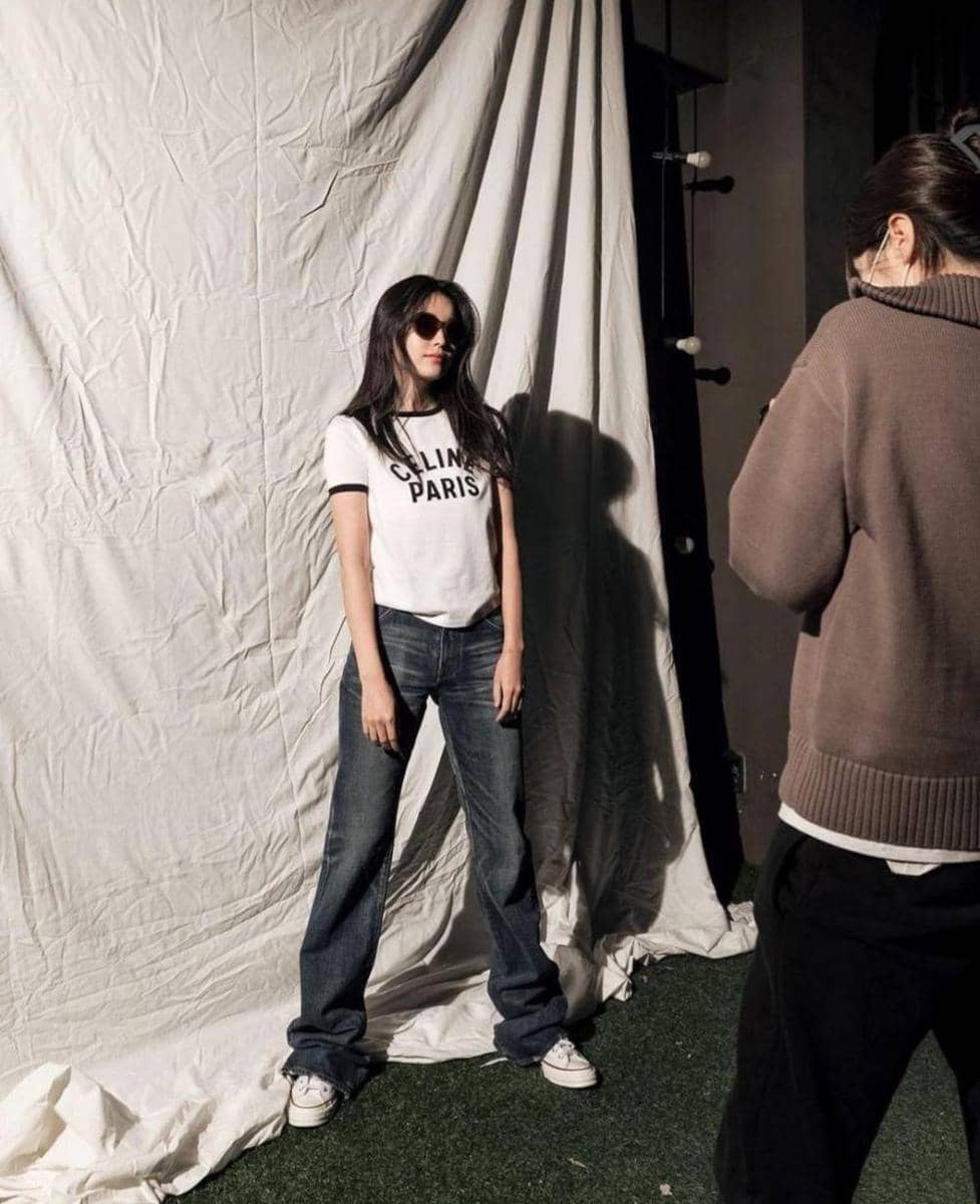 ide padu padan celana jeans ala Han Hyo Joo (instagram.com/hanhyojoo222)