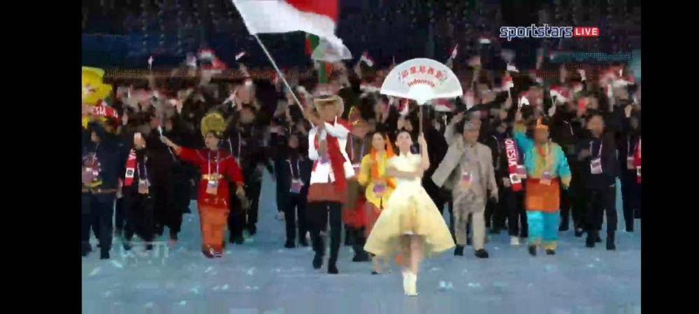 Atlet Indonesia dalam pembukaan Asian Games 2023. (Dokumentasi/Screenshot Youtube)