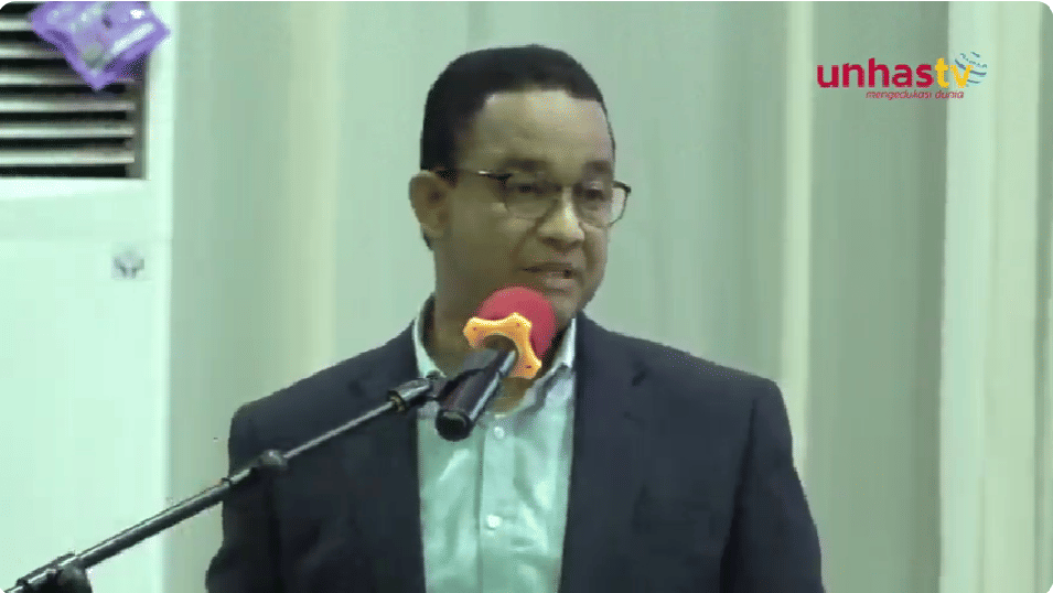 Tangkapan layar siaran langsung Bakal Calon Presiden RI, Anies Baswedan, saat berbicara di kampus Unhas Makassar, Minggu (24/9/2023). Dok. IDN Times/YouTube Unhas TV
