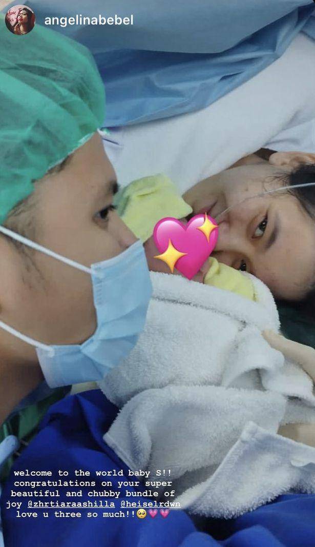 potret hamil Ashilla Zee hingga lahiran anak pertama (Instagram.com/angelinabebel)