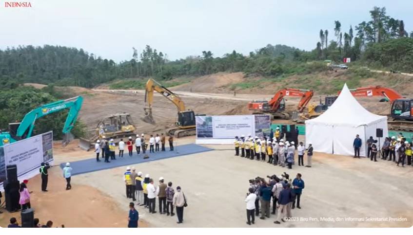 Presiden Joko "Jokowi" Widodo meresmikan peletakan batu pertama atau grounbreaking pembangunan Rumah Sakit Abdi Waluyo Nusantara di Ibu Kota Nusantara (IKN), Jumat (22/9/2023). Akun YouTube Sekretariat Presiden