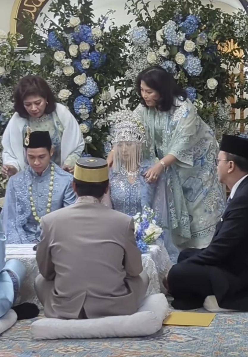 Akad nikah Atheera Uno. (Instagram.com/nurasiauno)