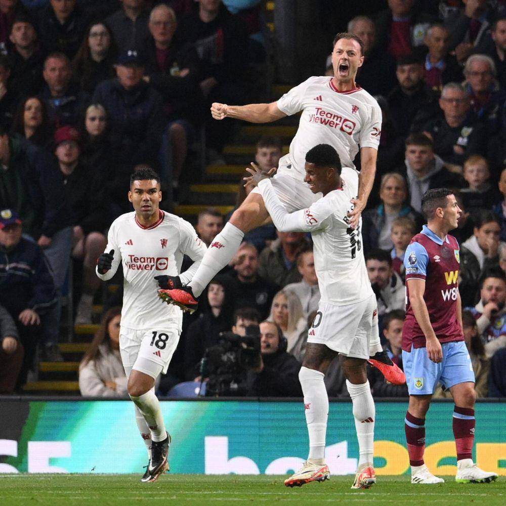 MU menang lawan Burnley. (twitter.com/Squawka)