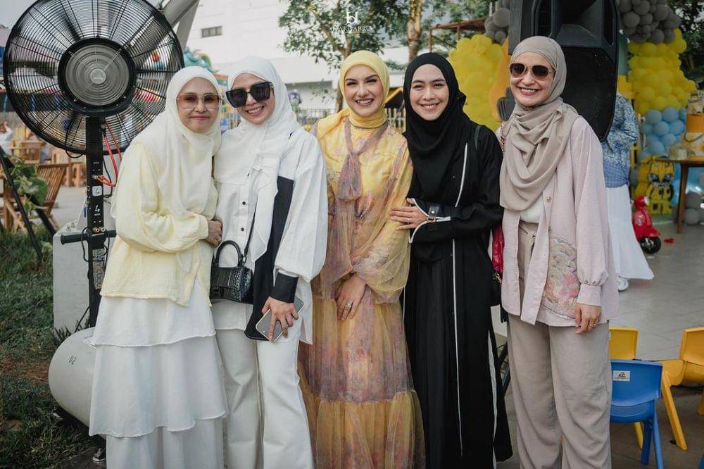 Gaya Artis di Ulang Tahun Anak Irish Bella (instagram.com/_irishbella_)