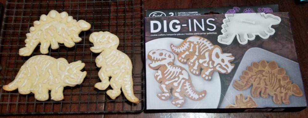 potret hal bertema dinosaurus gak sesuai ekspektasi (reddit.com/user/****YouCarl_LoveLizz)