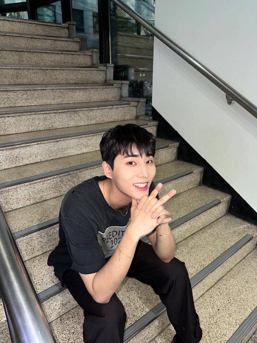 Young K Day6 (twitter.com/day6official)