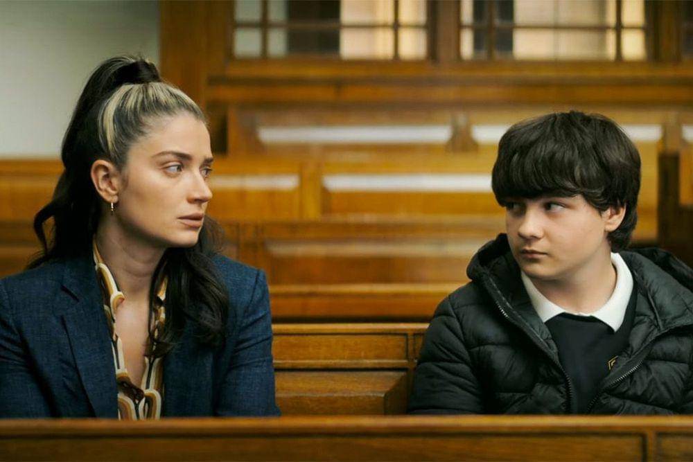 adegan dalam film Flora and Son (dok. FilmNation Entertainment/Flora and Son)