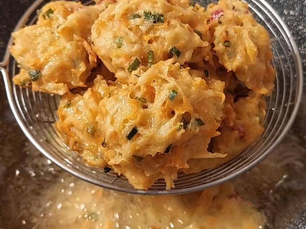 ilustrasi menggoreng kentang serut goreng (instagram.com/yendaniels)