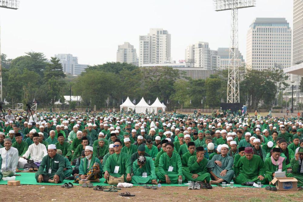 Ribuan Jemaah Nahdlatul Aulia Gelar Istighotsah Doakan Pemilu 2024