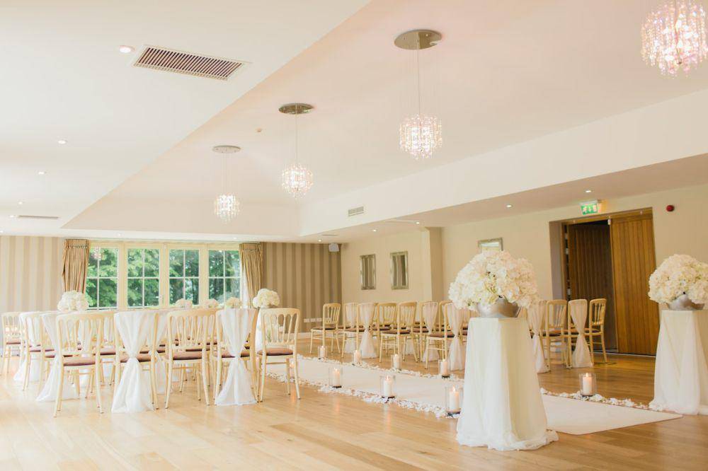 ilustrasi venue wedding (pexels.com/Jeremy Wong)