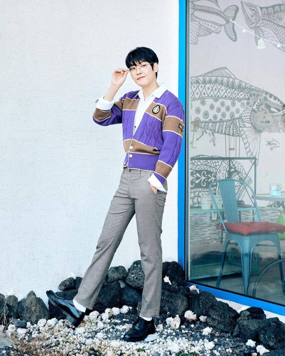 padu padan outer ala Inseong SF9 (instagram.com/pum.castle)