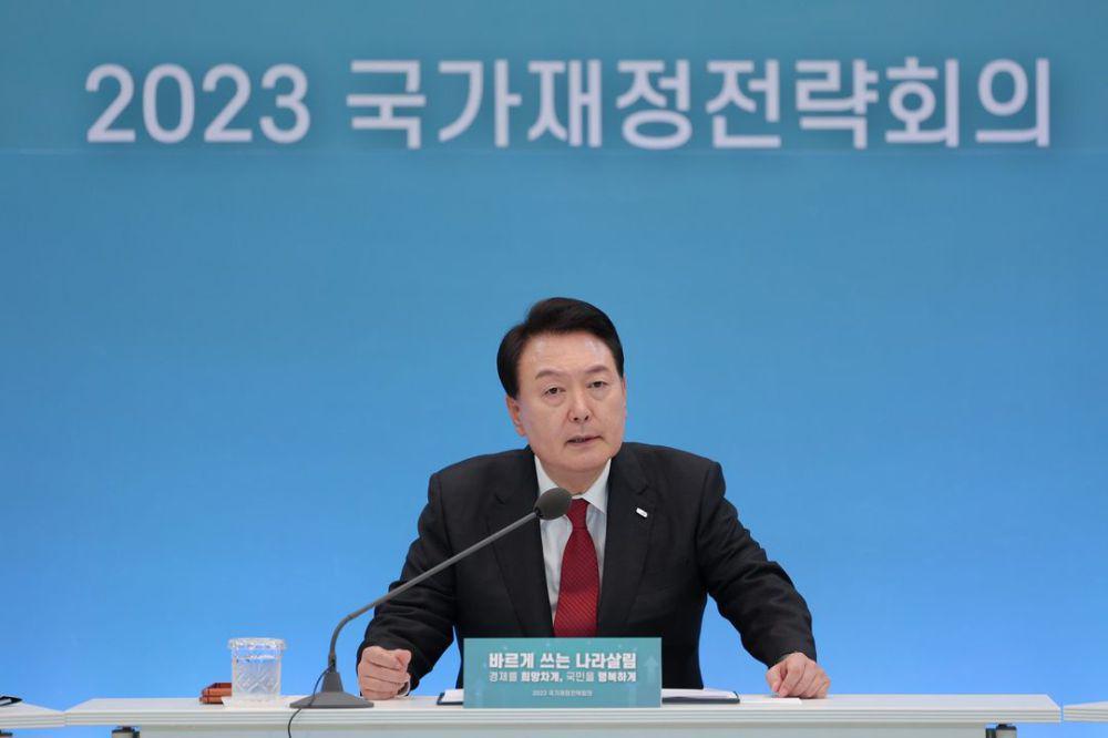 Korut Ejek Presiden Korsel Yoon Suk Yeol Pria Berotak Sampah dan Idiot