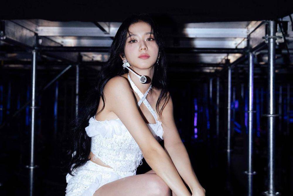 Jisoo BLACKPINK (instagram.com/sooyaaa__)