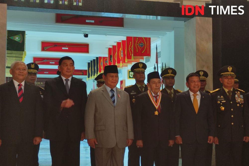 Prabowo Beri Habib Luthfi Penghargaan karena Berjasa Jaga Persatuan RI