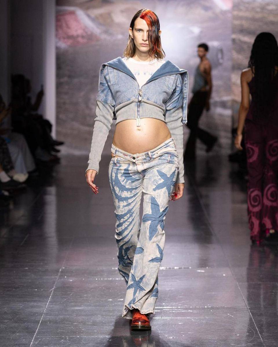 Koleksi Masha Papova di London Fashion Week (instagram.com/mashapopovap)