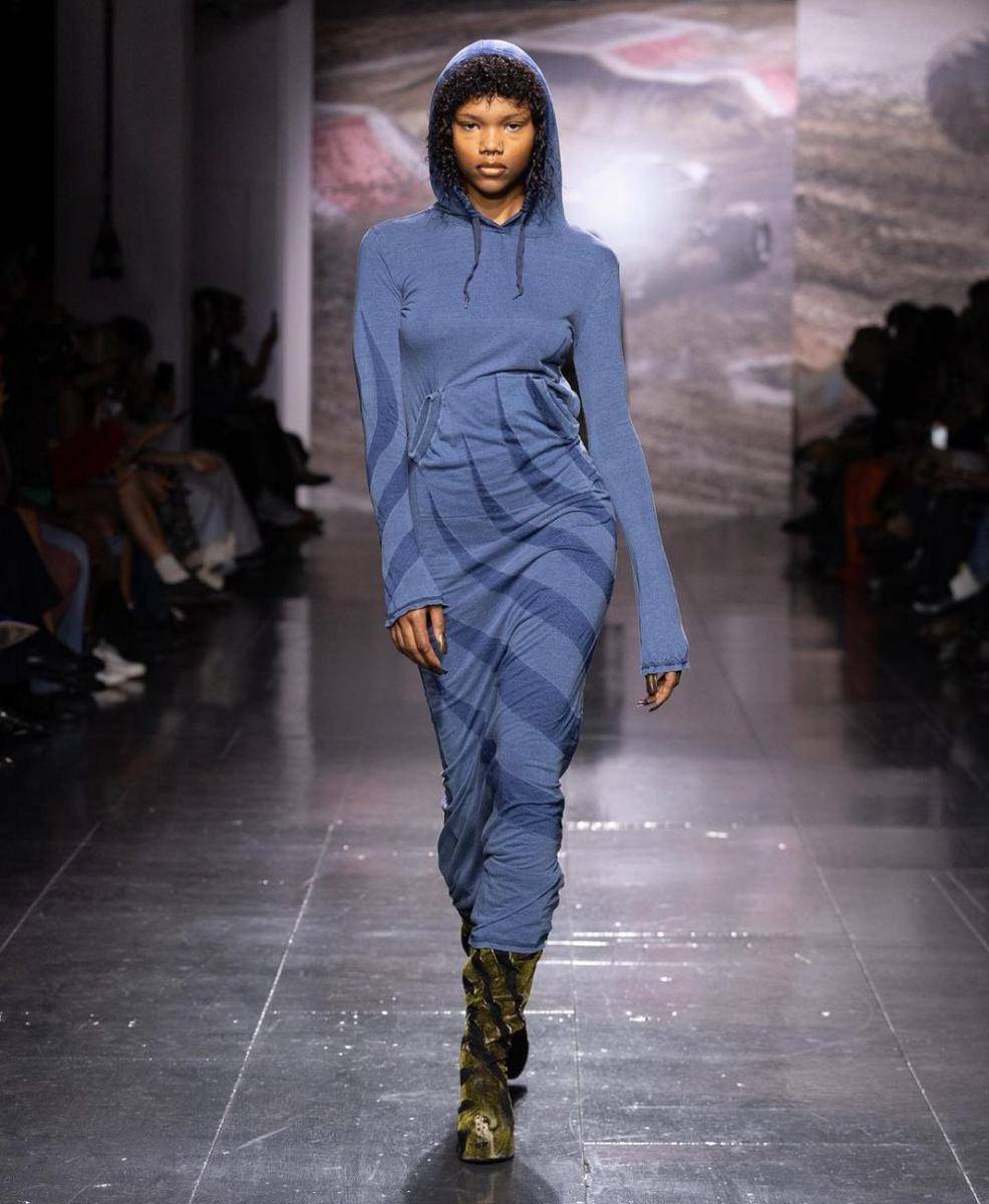 Koleksi Masha Papova di London Fashion Week (instagram.com/mashapopovap)