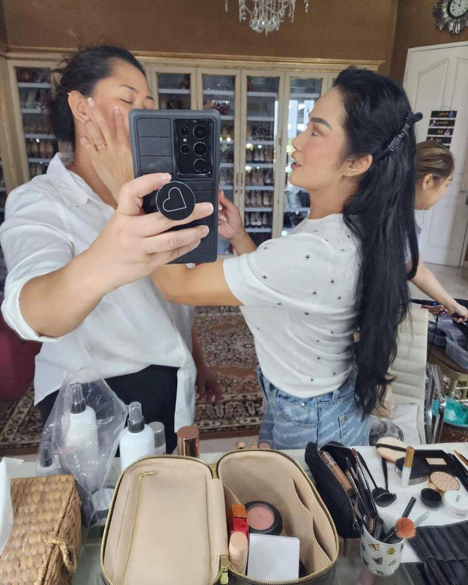 potret Krisdayanti Lemos di acara reuni GADIS Sampul (instagram.com/krisdayantilemos)