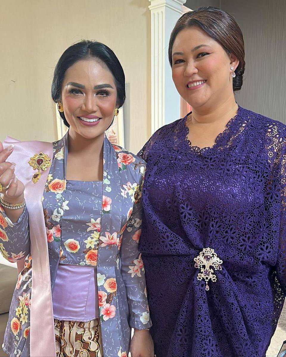 potret Krisdayanti Lemos di acara reuni GADIS Sampul (instagram.com/krisdayantilemos)