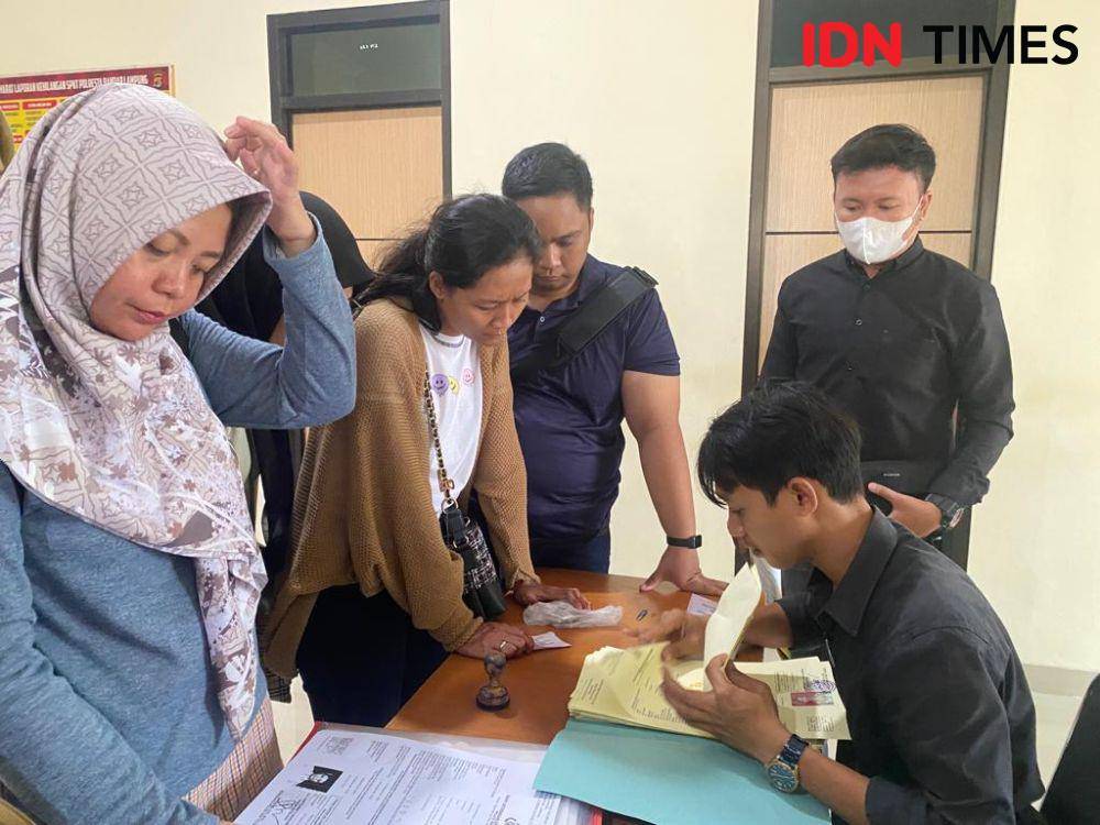 Kegiatan permohonan SKCK di Polresta Bandar Lampung. (IDN Times/Tama Yudha Wiguna).