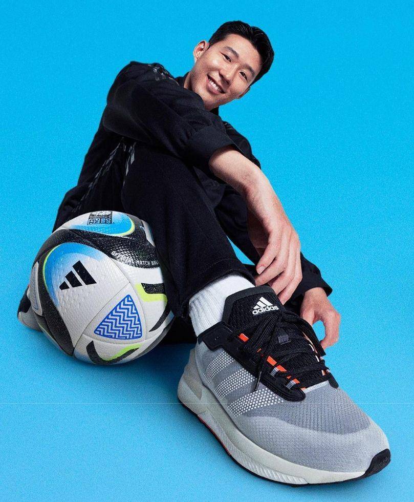 potret Son Heung Min saat jadi model (instagram.com/hm_son7)