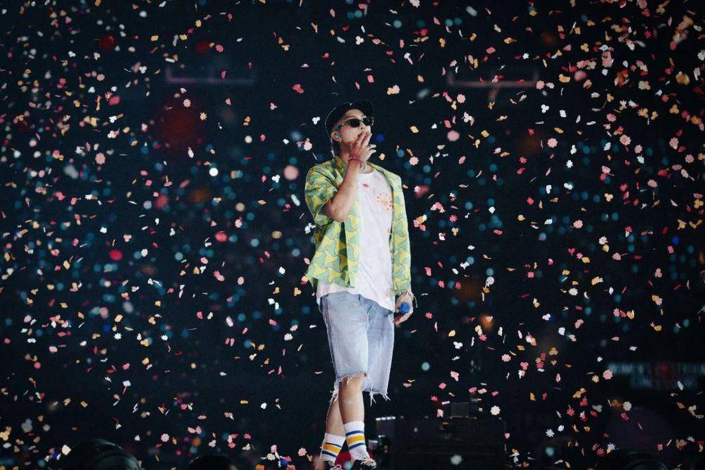 mix and match outer ala RM BTS (instagram.com/rkive)