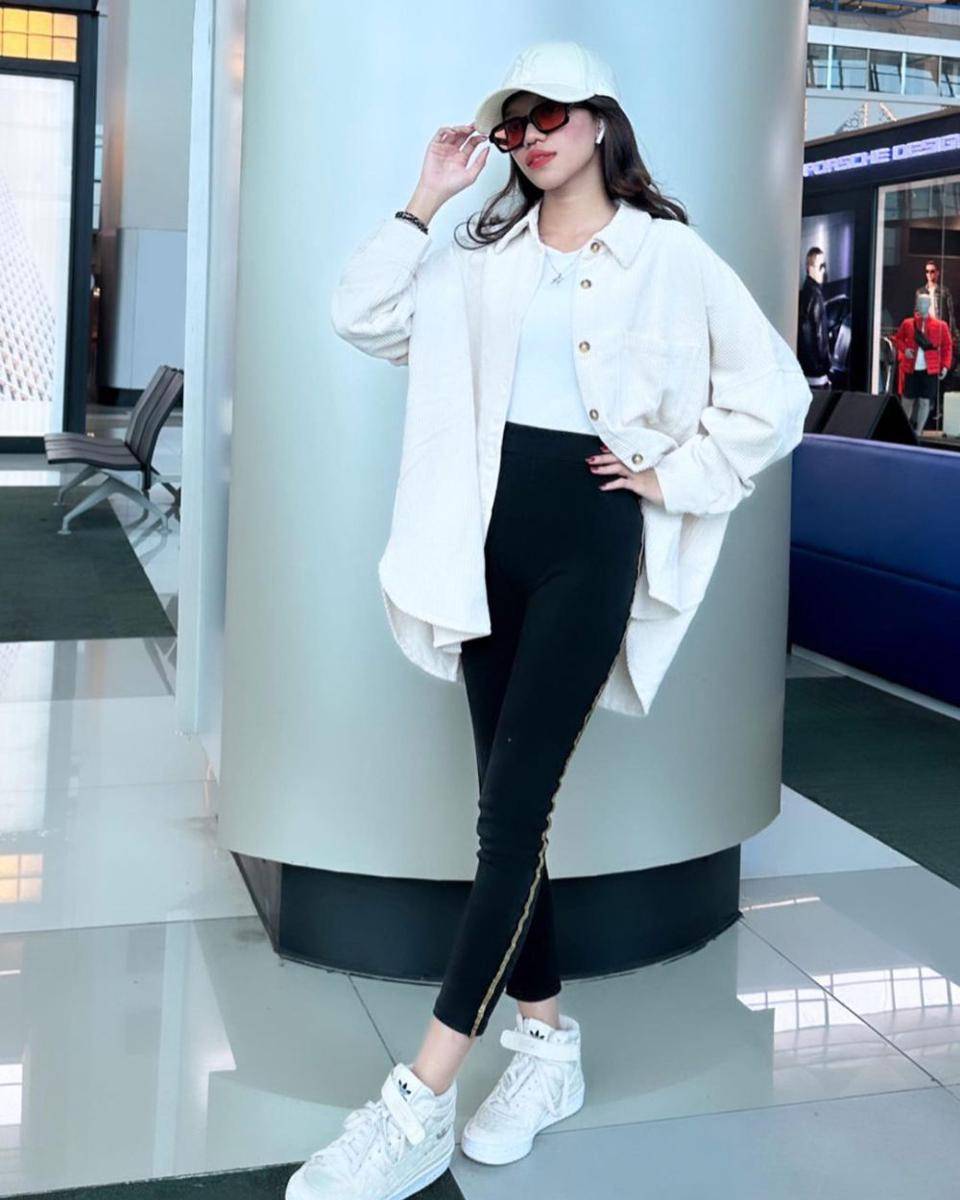padu padan atasan putih ala Ummi Quary (instagram.com/ummi_quary)