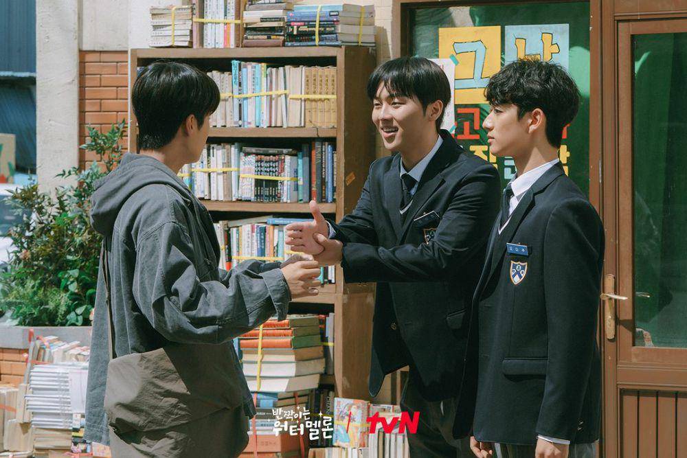 cuplikan drama Twinkling Watermelon (instagram.com/tvn_drama)