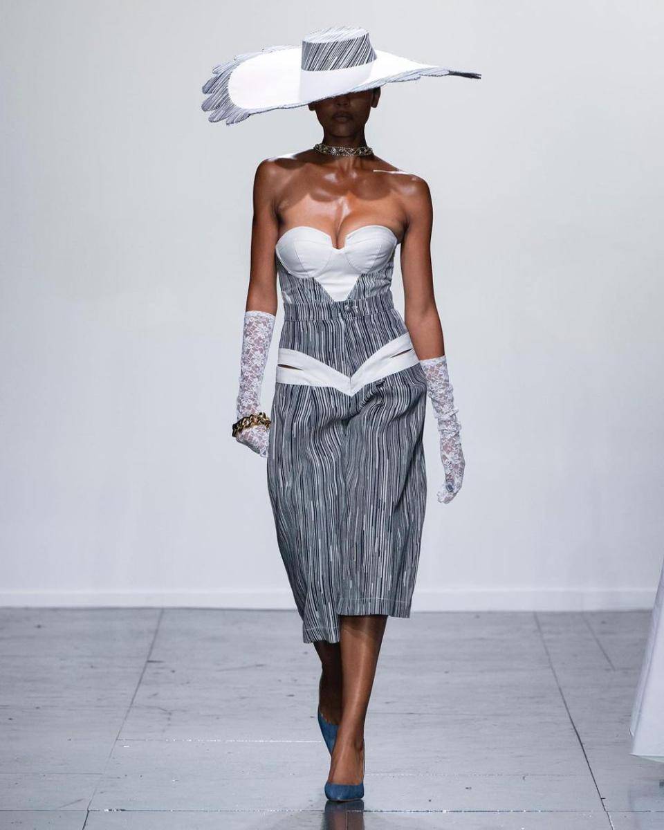 Koleksi Tolu Coker SS24 IRAPADA di LFW (instagram.com/tolucoker)