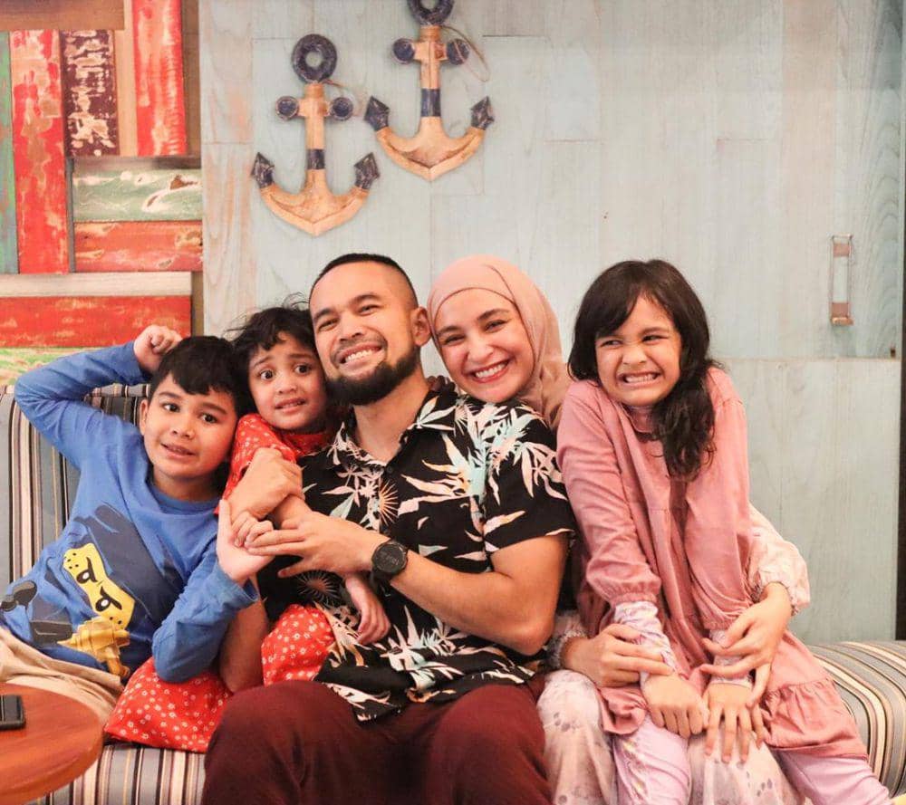 potret keluarga Teuku Wisnu (instagram.com/shireensungkar)