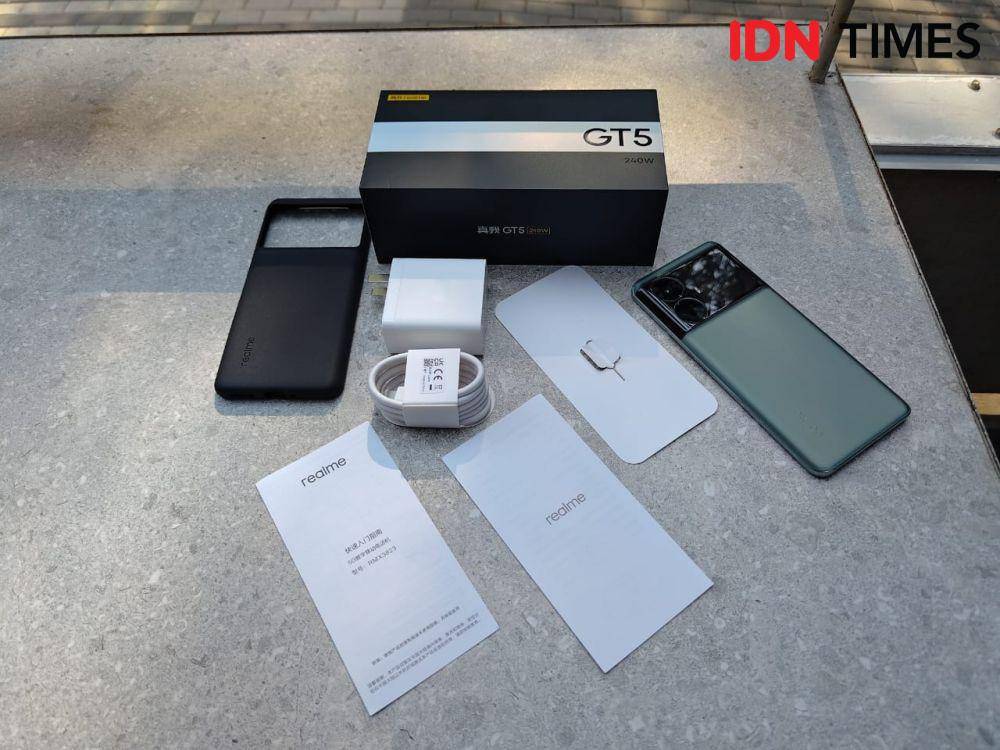 realme GT5 (IDN Times/Fatkhur Rozi)