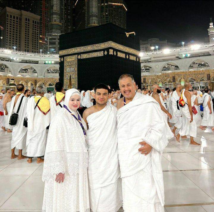 potret keluarga Fadil Jaidi berangkat umrah pada September 2023 (instagram.com/fadiljaidi)