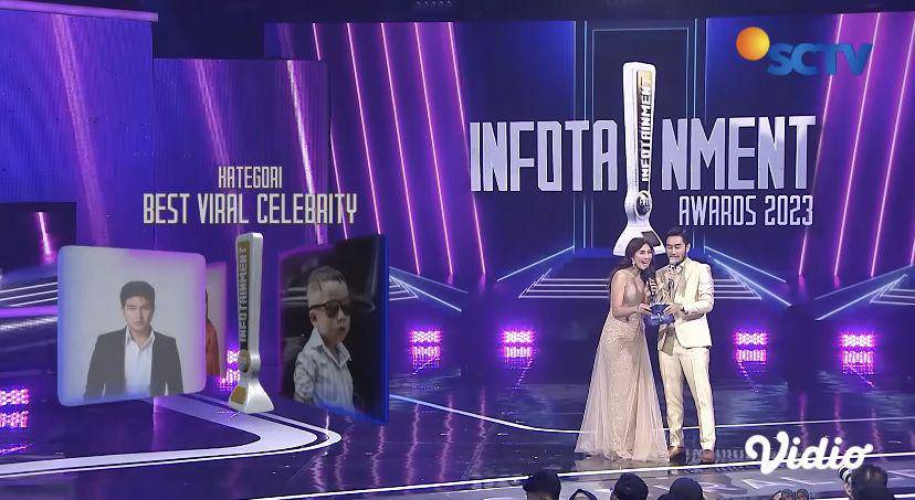potret Aldi Taher di Infotainment Awards 2023 (youtube.com/SCTV)