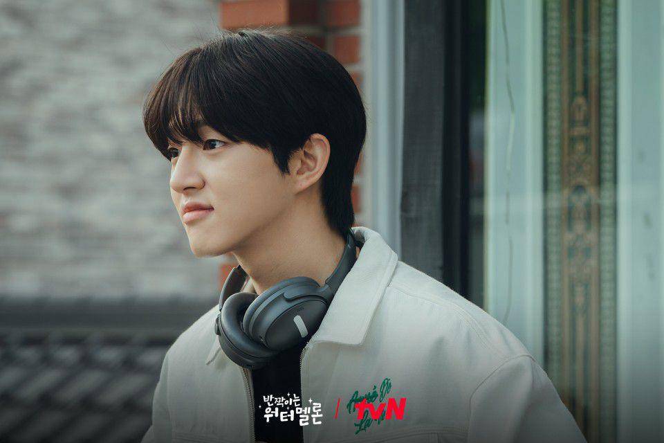 Bong Jae Hyun dalam still cuts Twinkling Watermelon (dok. tvN/Twinkling Watermelon)