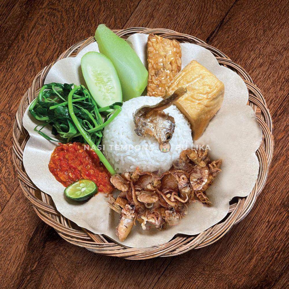 Potret nasi tempong Bu Lika (instagram.com/nasitempongbulika)