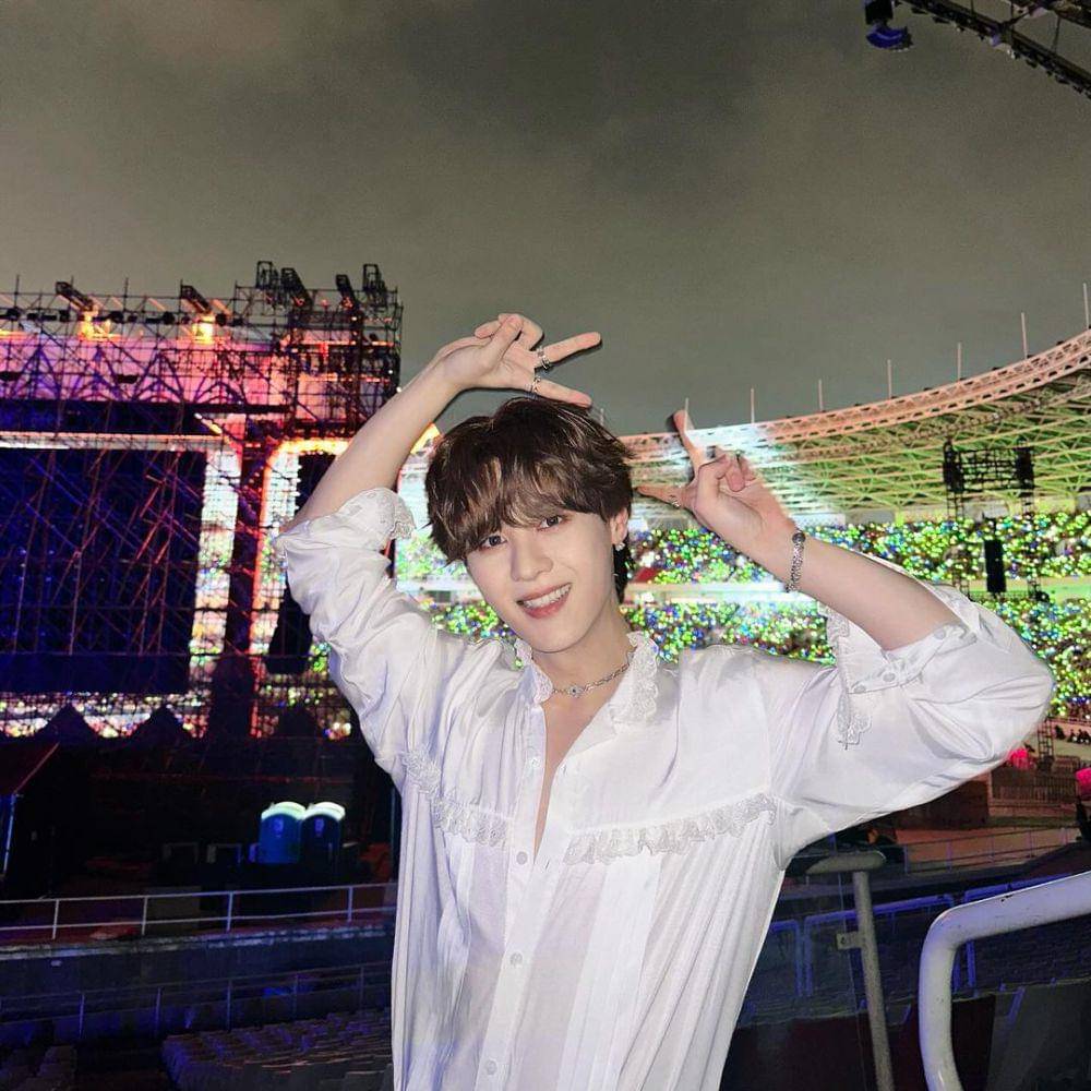 Kun WayV (instagram.com/kun11xd)
