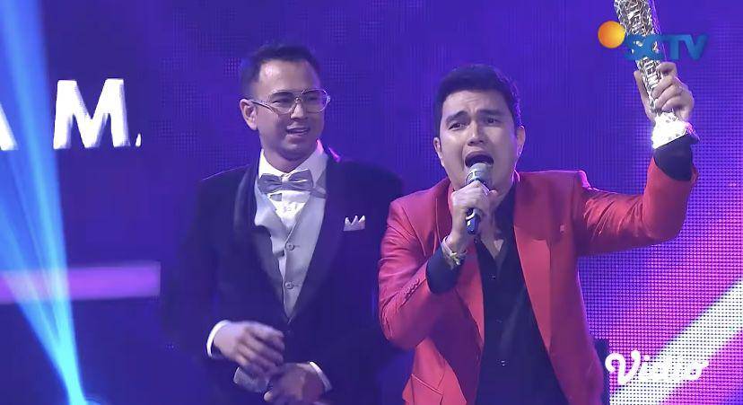 potret Aldi Taher di Infotainment Awards 2023 (youtube.com/SCTV)