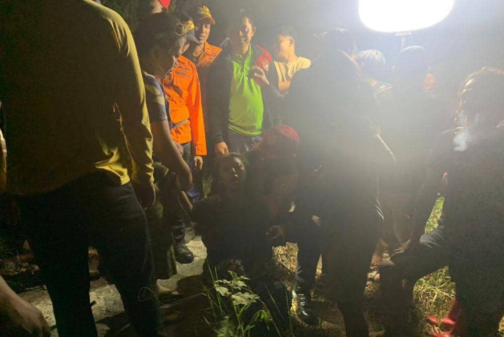 Evakuasi korban yang dilaporkan hilang oleh keluarganya (Dok.IDN Times/Basarnas Bali)