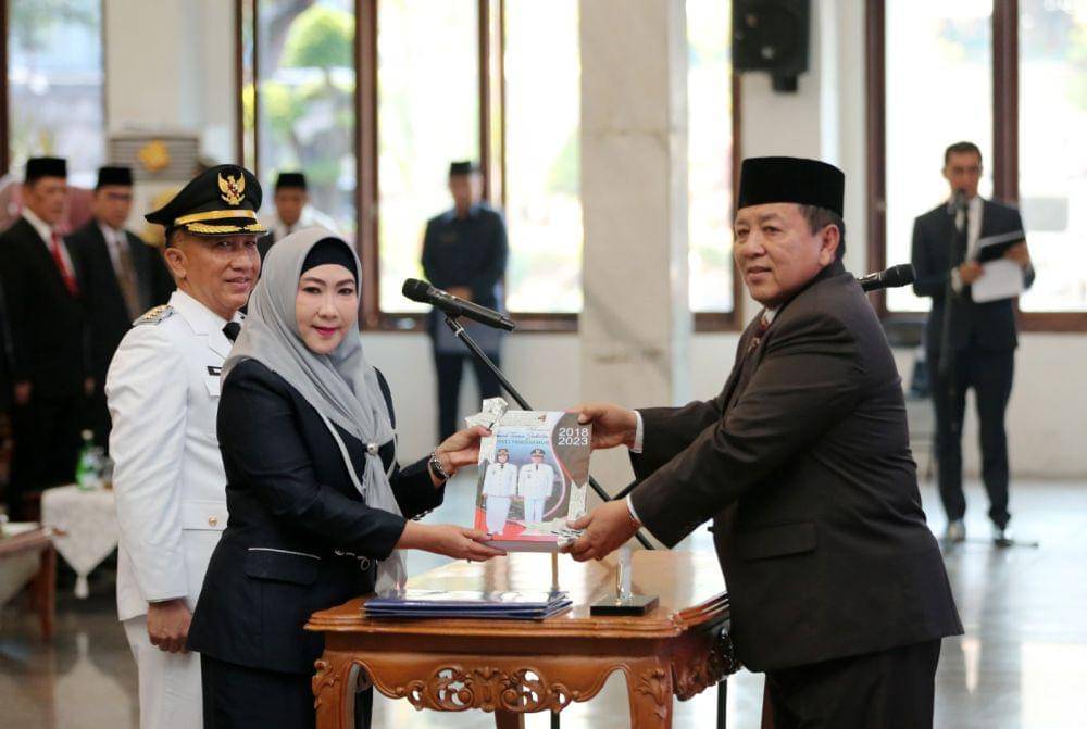 Kepala Badan Perencanaan Pembangunan Daerah (Bappeda) Provinsi Lampung, Mulyadi Irsan sebagai Penjabat (Pj) Bupati Tanggamus di Aula Mahan Agung, Rabu (27/9/2023). (Dok. Pemprov Lampung).