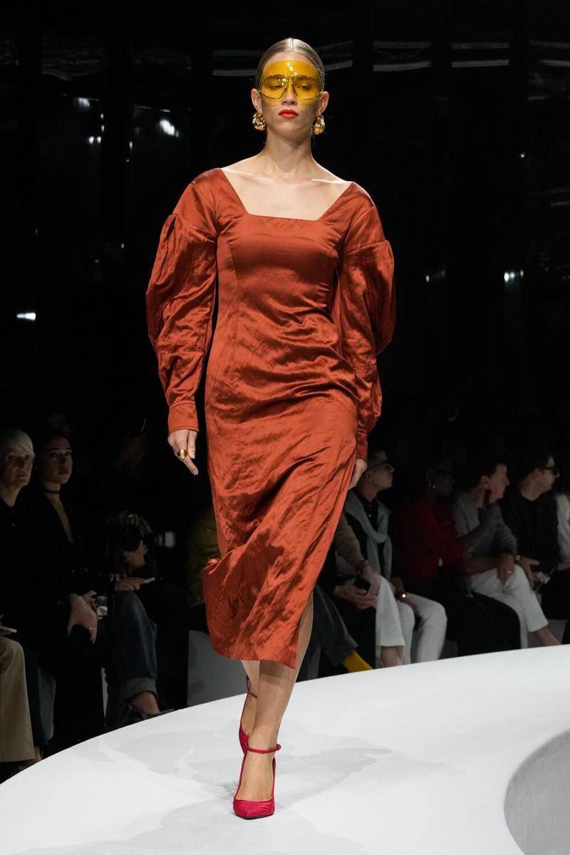 koleksi style edgy ala Ferrari di MFW 2023 (dok. Milan Fashion Week/Photo: Paolo Lanzl / Launchmetrics.com/spotlight)