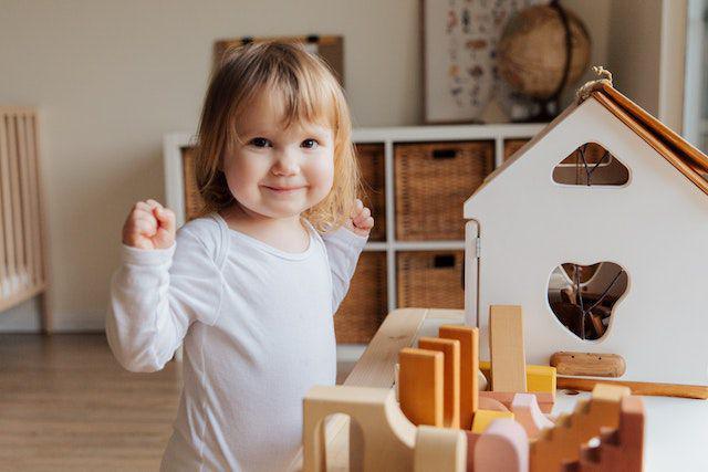 6 Tips Meningkatkan Kecerdasan Anak Berdasarkan Usianya