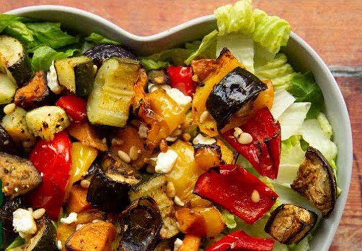 Catalan grilled vegetable salad (youtube.com/Something About Sandwiches)